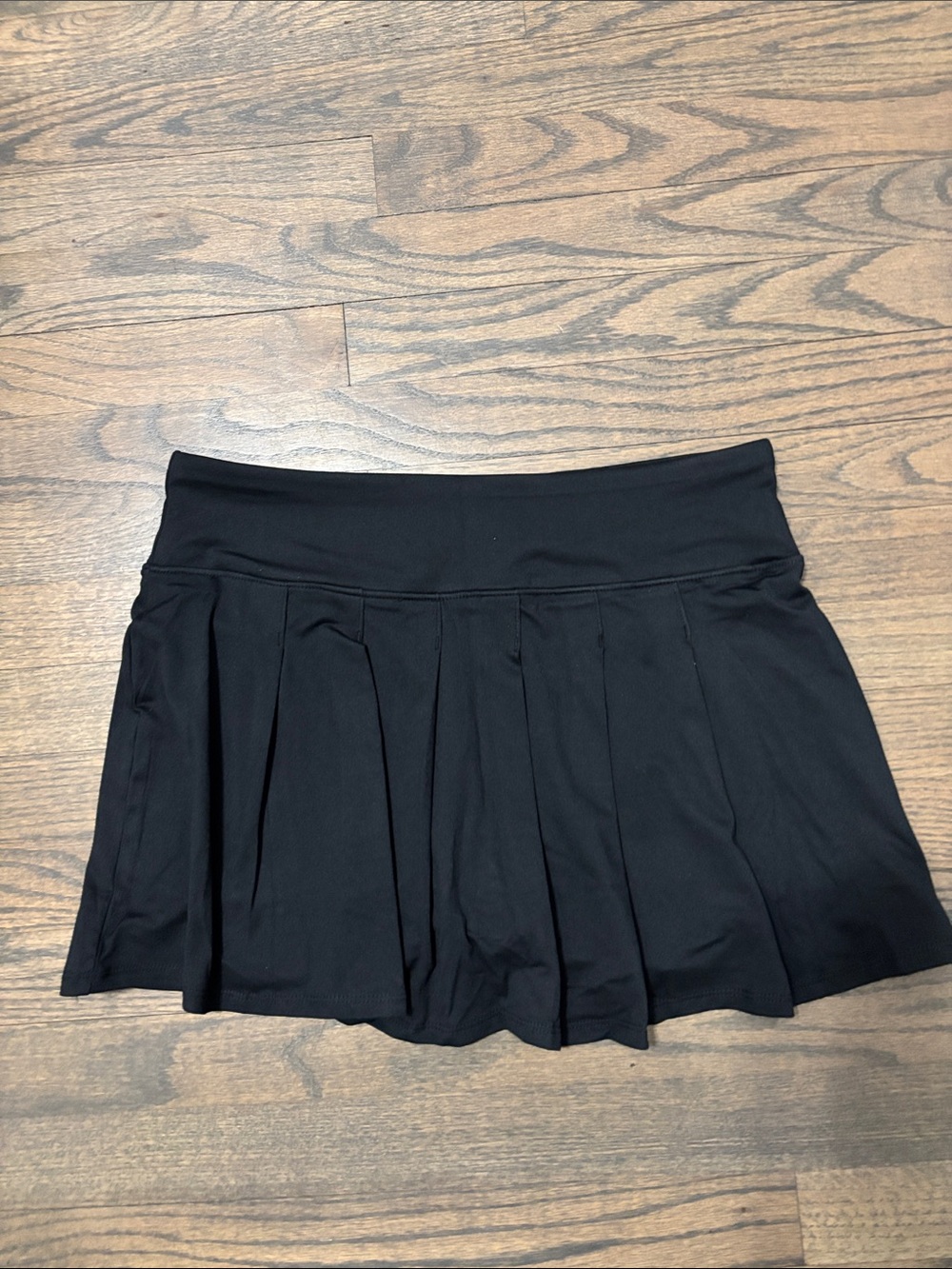 Women's Black Active Mini Skirt with Smooth Waistband